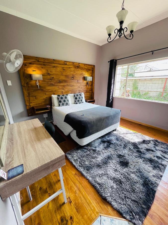 Hotel Madeira Bed Queenstown Esterno foto