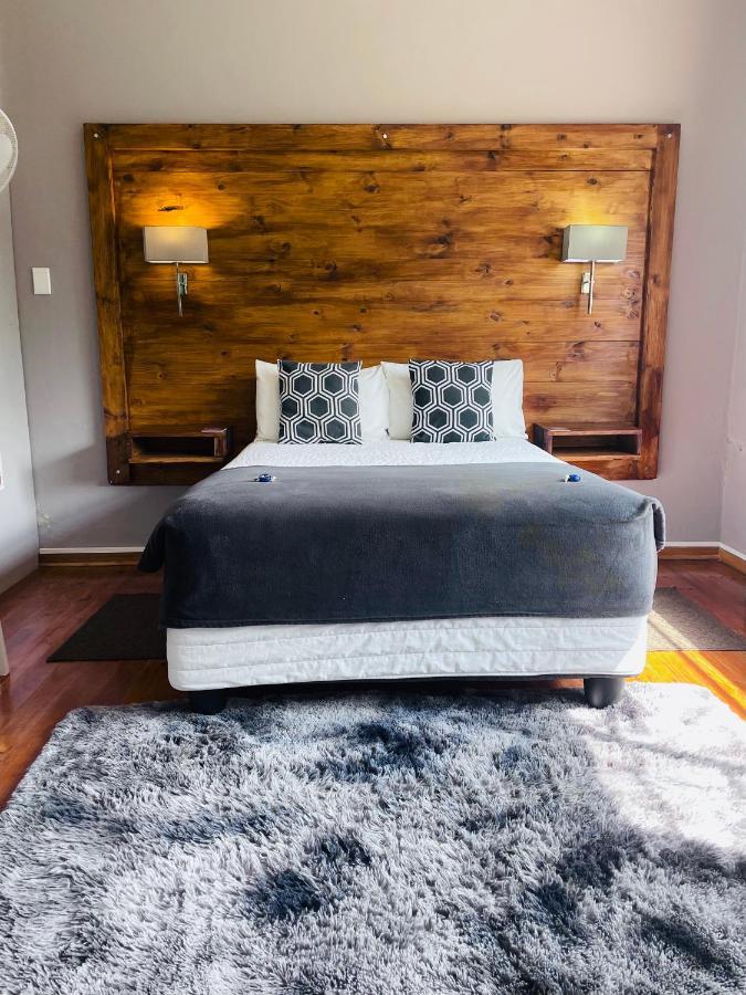 Hotel Madeira Bed Queenstown Esterno foto
