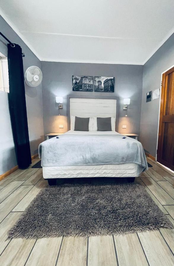 Hotel Madeira Bed Queenstown Esterno foto