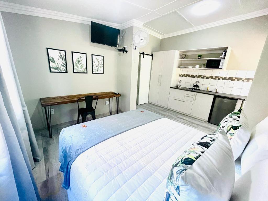 Hotel Madeira Bed Queenstown Esterno foto